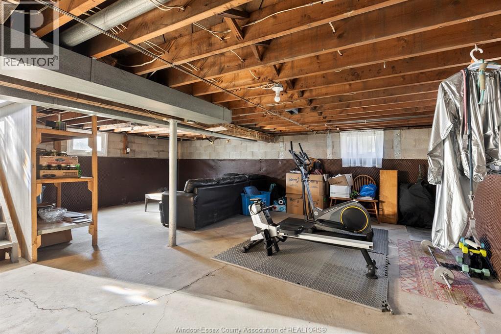 4095 Baseline, Windsor, Ontario  N9A 6J3 - Photo 19 - 25027422