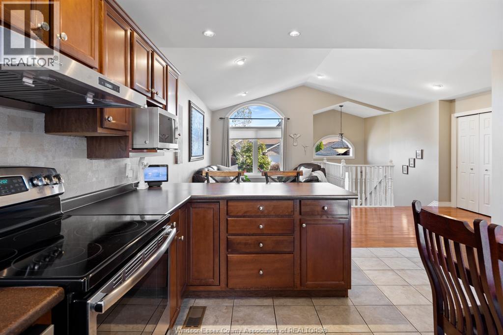 4753 Barcelona, Windsor, Ontario  N9G 3E9 - Photo 10 - 25027418