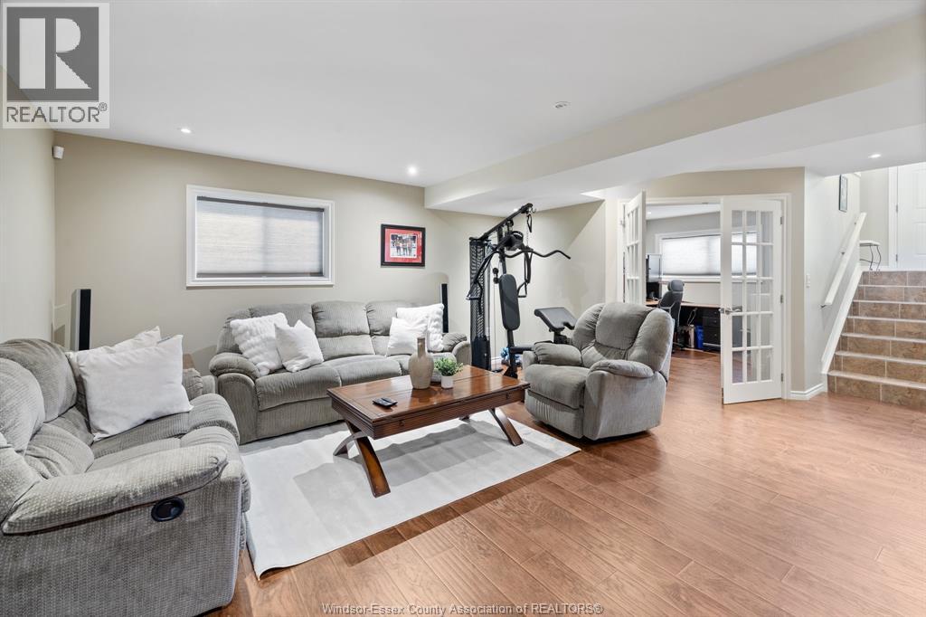 4753 Barcelona, Windsor, Ontario  N9G 3E9 - Photo 16 - 25027418