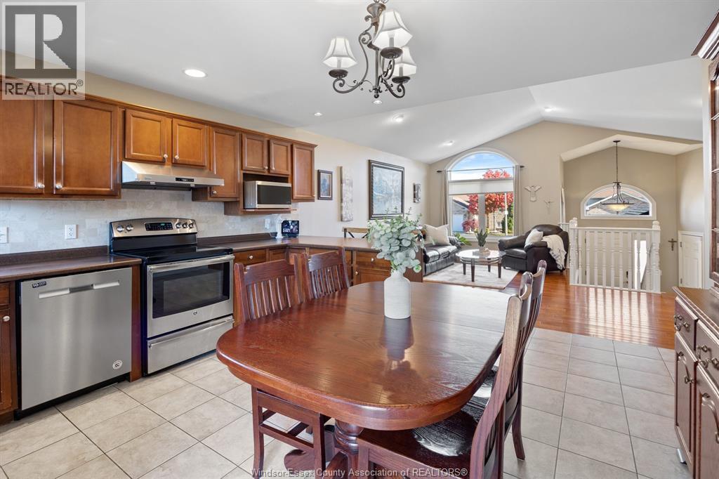 4753 Barcelona, Windsor, Ontario  N9G 3E9 - Photo 9 - 25027418