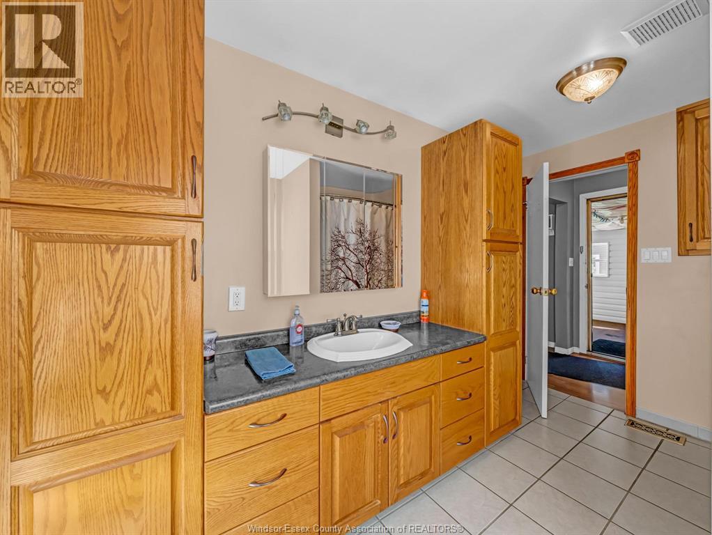 70 King, Lakeshore, Ontario  N0R 1V0 - Photo 20 - 25027249