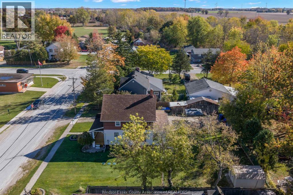 70 King, Lakeshore, Ontario  N0R 1V0 - Photo 3 - 25027249