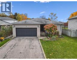 7 PETER Court, cambridge, Ontario