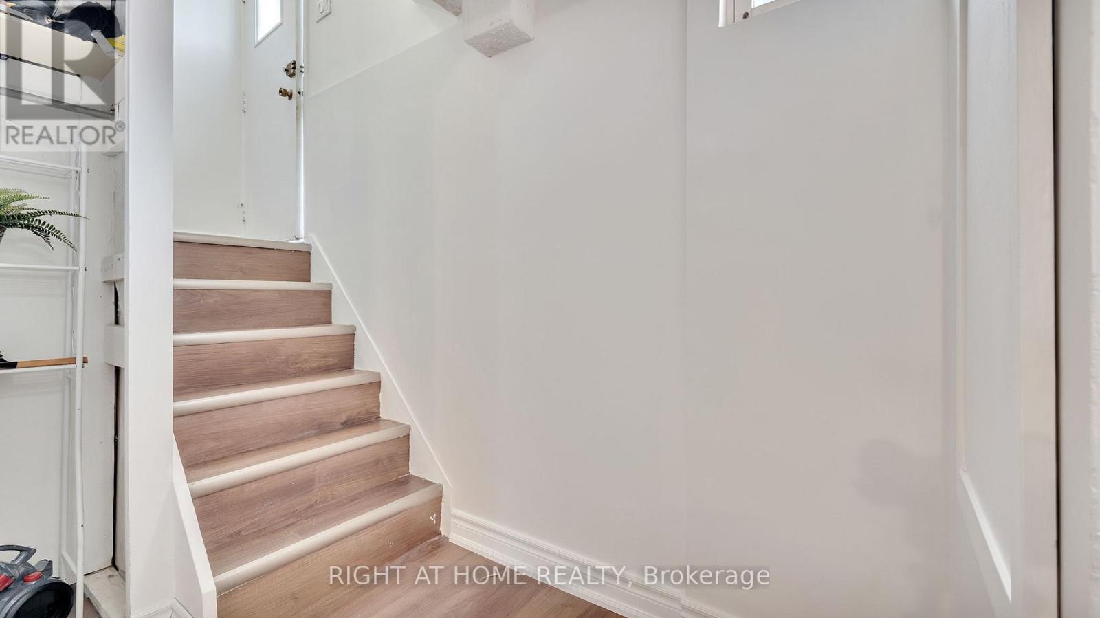 20 Cardiff Court, Whitby, Ontario  L1N 5N9 - Photo 16 - E12486056