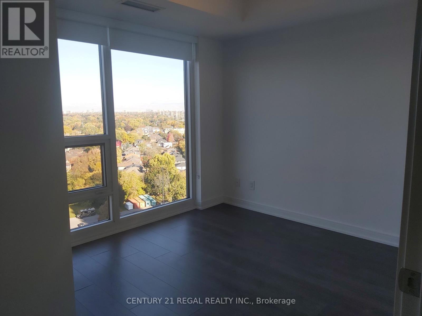 1503 - 30 Samuel Wood Way, Toronto, Ontario  M9B 0C9 - Photo 11 - W12487116