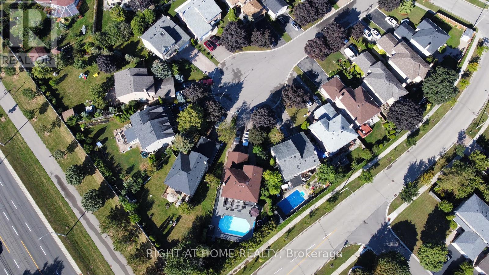 4021 Sasha Court, Mississauga (Rathwood), Ontario  L4W 3K9 - Photo 34 - W12475514