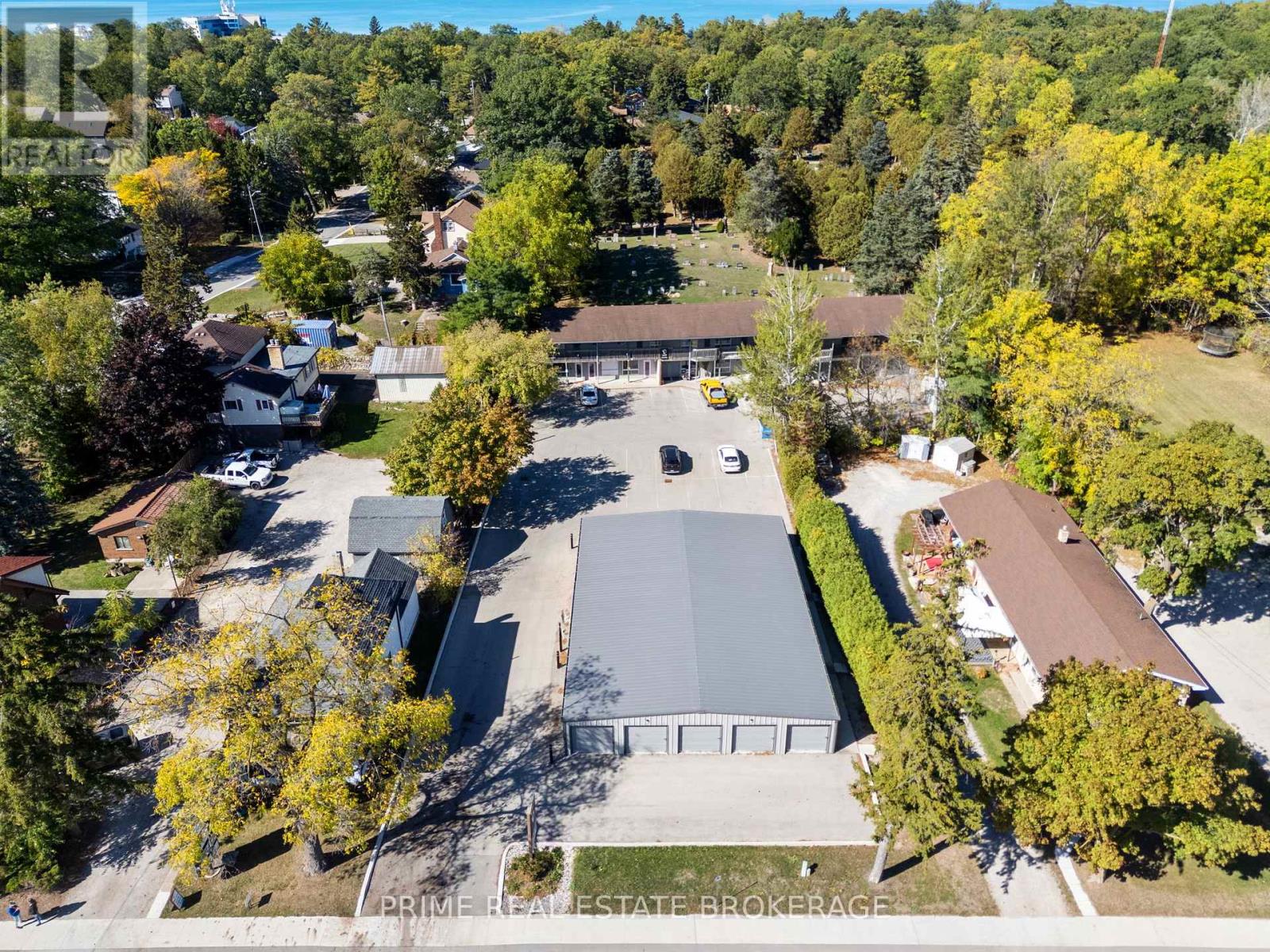 47 ONTARIO STREET N, Lambton Shores, Ontario