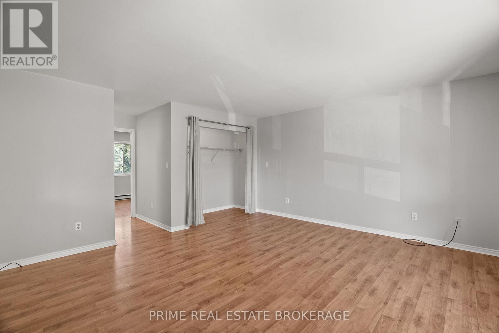 47 Ontario Street N, Lambton Shores, Ontario  N0M 1T0 - Photo 28 - X12481204