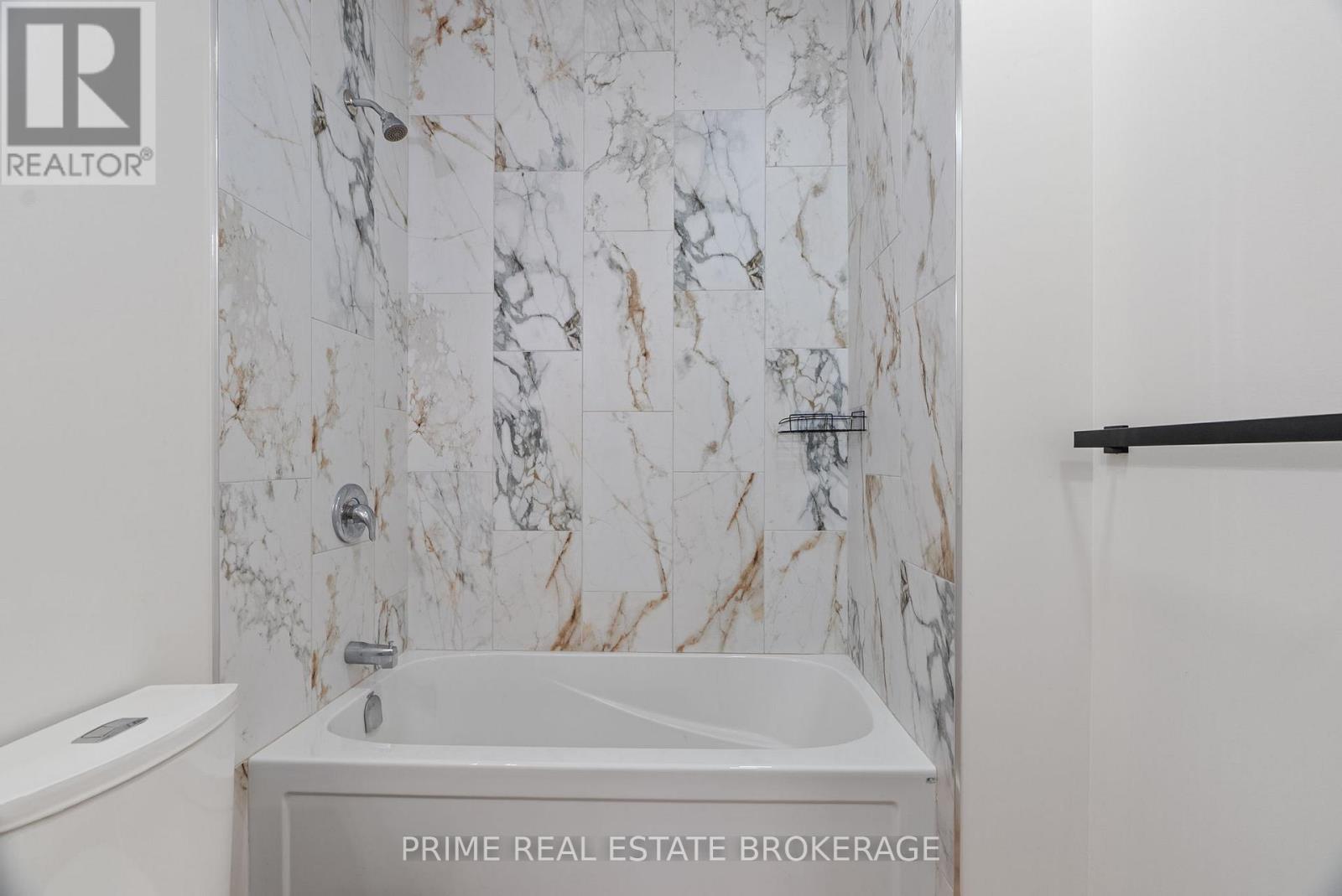 370 William Street, South Huron, Ontario  N0M 1S2 - Photo 15 - X12481207