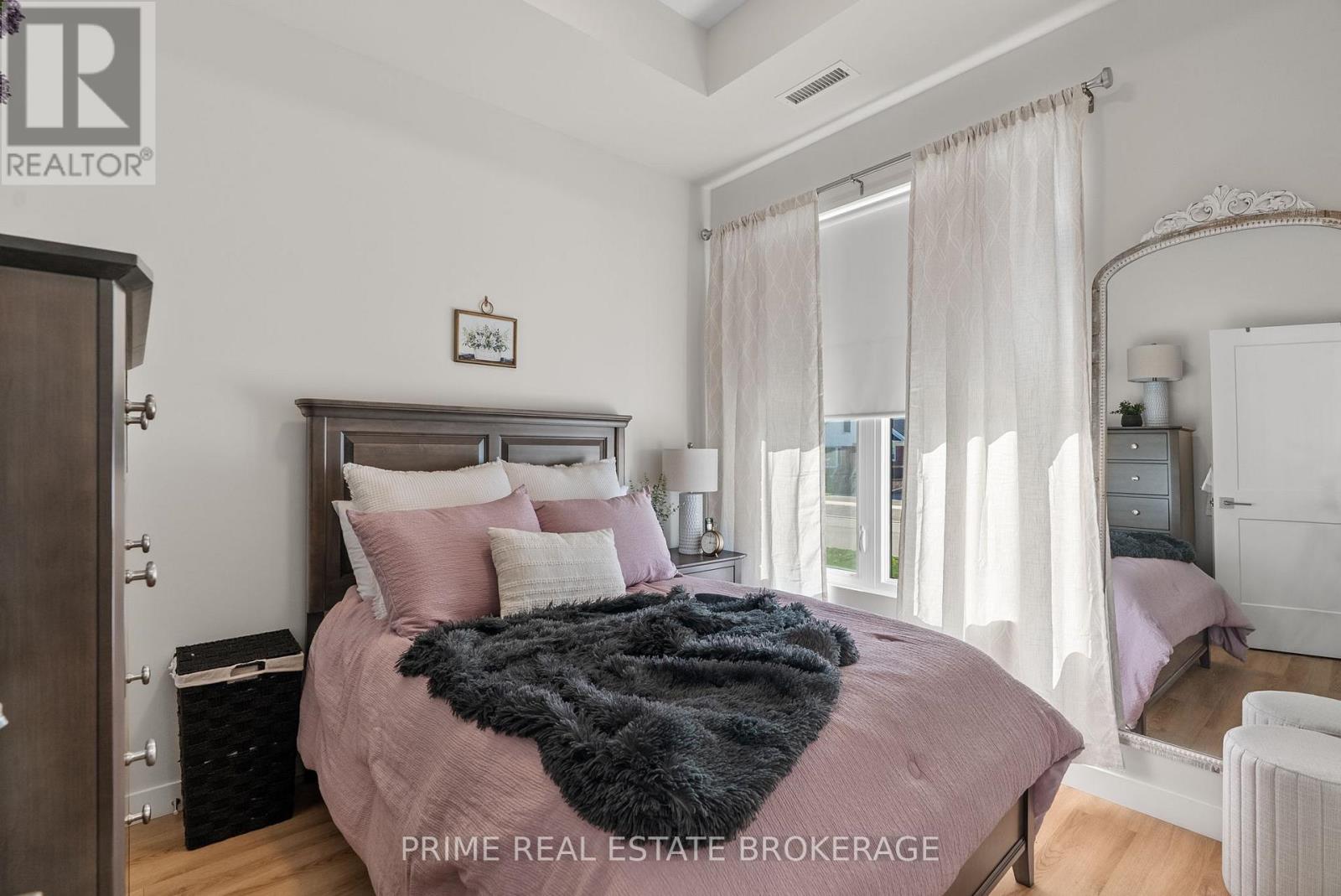 370 William Street, South Huron, Ontario  N0M 1S2 - Photo 34 - X12481207