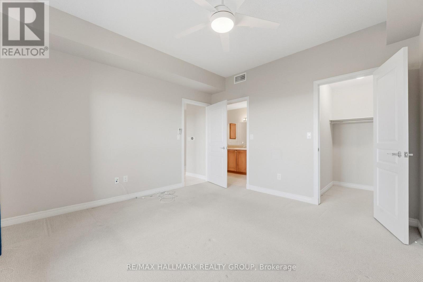 320 - 905 Beauparc Private, Ottawa, Ontario  K1J 0A2 - Photo 17 - X12422513