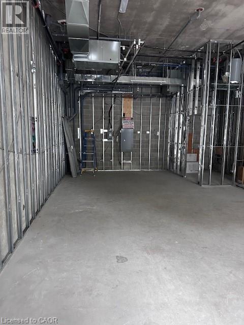 2060 Lakeshore Road Unit# 111, Burlington, Ontario  L7R 0G2 - Photo 5 - 40730333