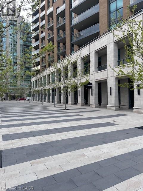 2060 Lakeshore Road Unit# 111, Burlington, Ontario  L7R 0G2 - Photo 19 - 40730333