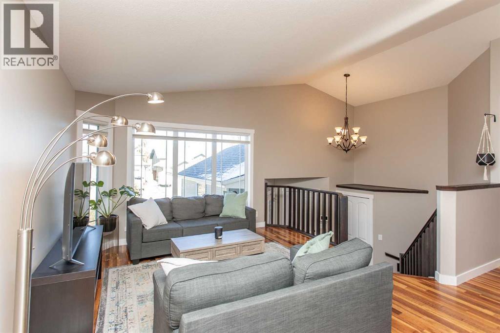 62 Larsen Crescent, Red Deer, Alberta  T4R 0J2 - Photo 7 - A2264949