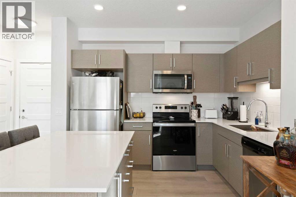 2204, 80 Greenbriar Place Nw, Calgary, Alberta  T3B 5P3 - Photo 8 - A2265626