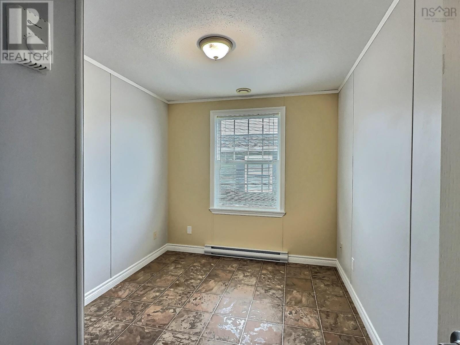 25 Pinehurst Street, Amherst, Nova Scotia  B4H 4X5 - Photo 14 - 202524128