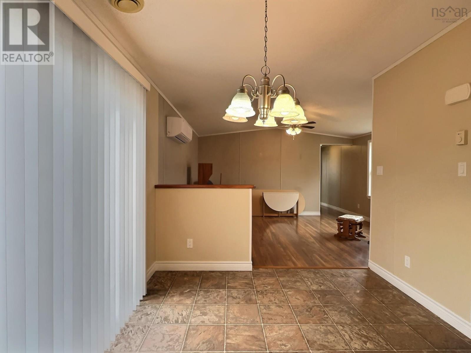 25 Pinehurst Street, Amherst, Nova Scotia  B4H 4X5 - Photo 6 - 202524128