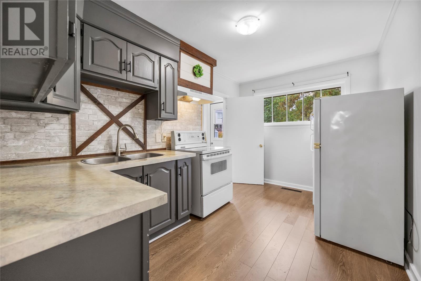 11 Anderson Avenue, St. John's, Newfoundland & Labrador  A1B 3E3 - Photo 6 - 1292112