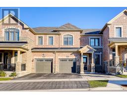 42 HARTNEY DRIVE, Richmond Hill, Ontario
