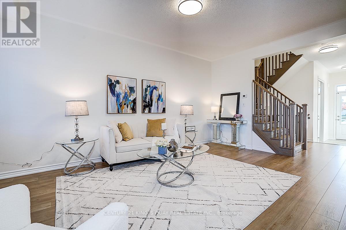 42 Hartney Drive, Richmond Hill, Ontario  L4S 0J8 - Photo 18 - N12484553