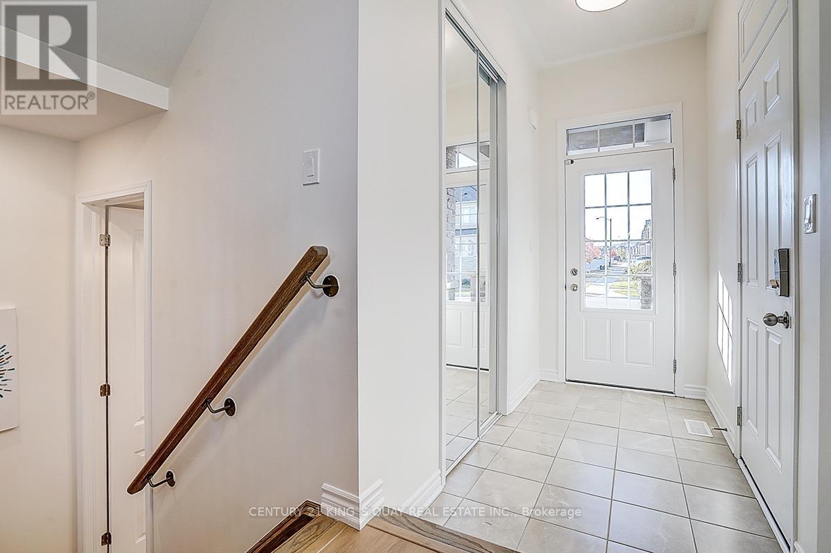 42 Hartney Drive, Richmond Hill, Ontario  L4S 0J8 - Photo 11 - N12484553