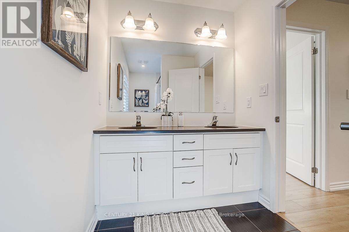 42 Hartney Drive, Richmond Hill, Ontario  L4S 0J8 - Photo 41 - N12484553