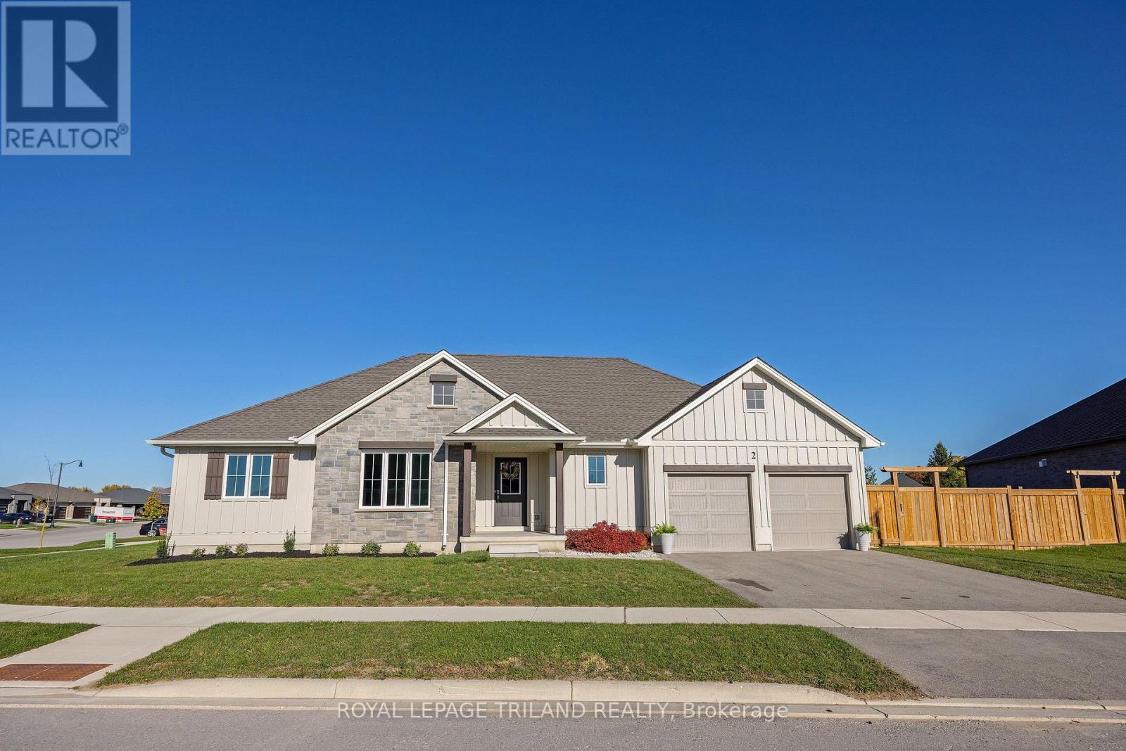 2 FEATHERS CROSSING, St. Thomas, Ontario