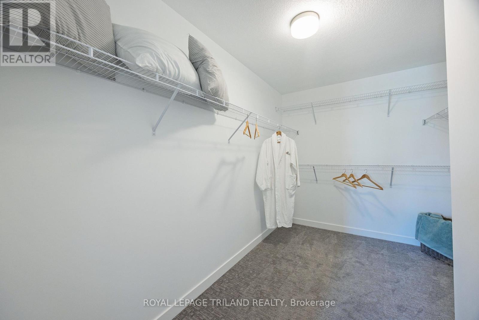 2 Feathers Crossing, St. Thomas, Ontario  N5R 0J0 - Photo 33 - X12487522