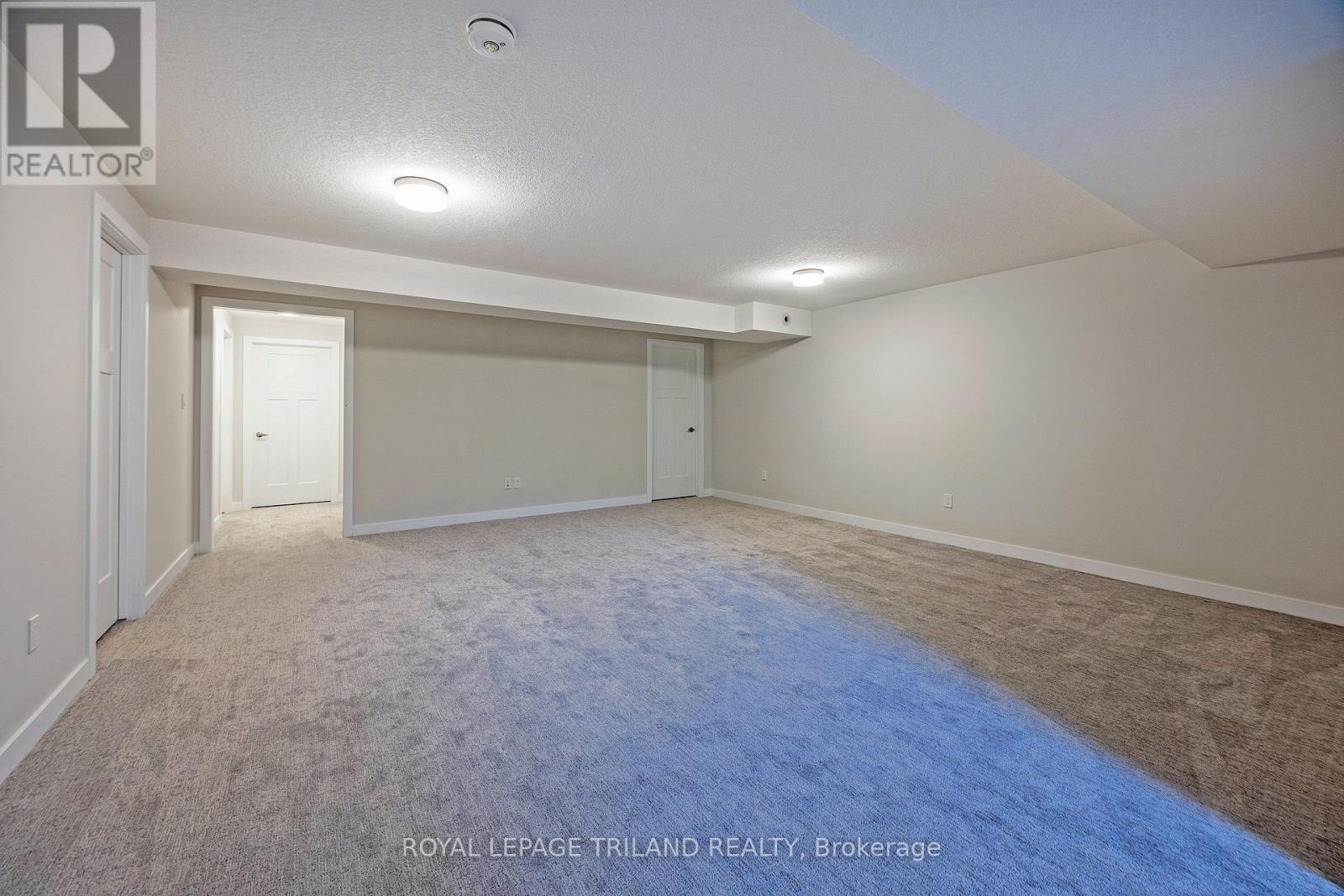 2 Feathers Crossing, St. Thomas, Ontario  N5R 0J0 - Photo 34 - X12487522