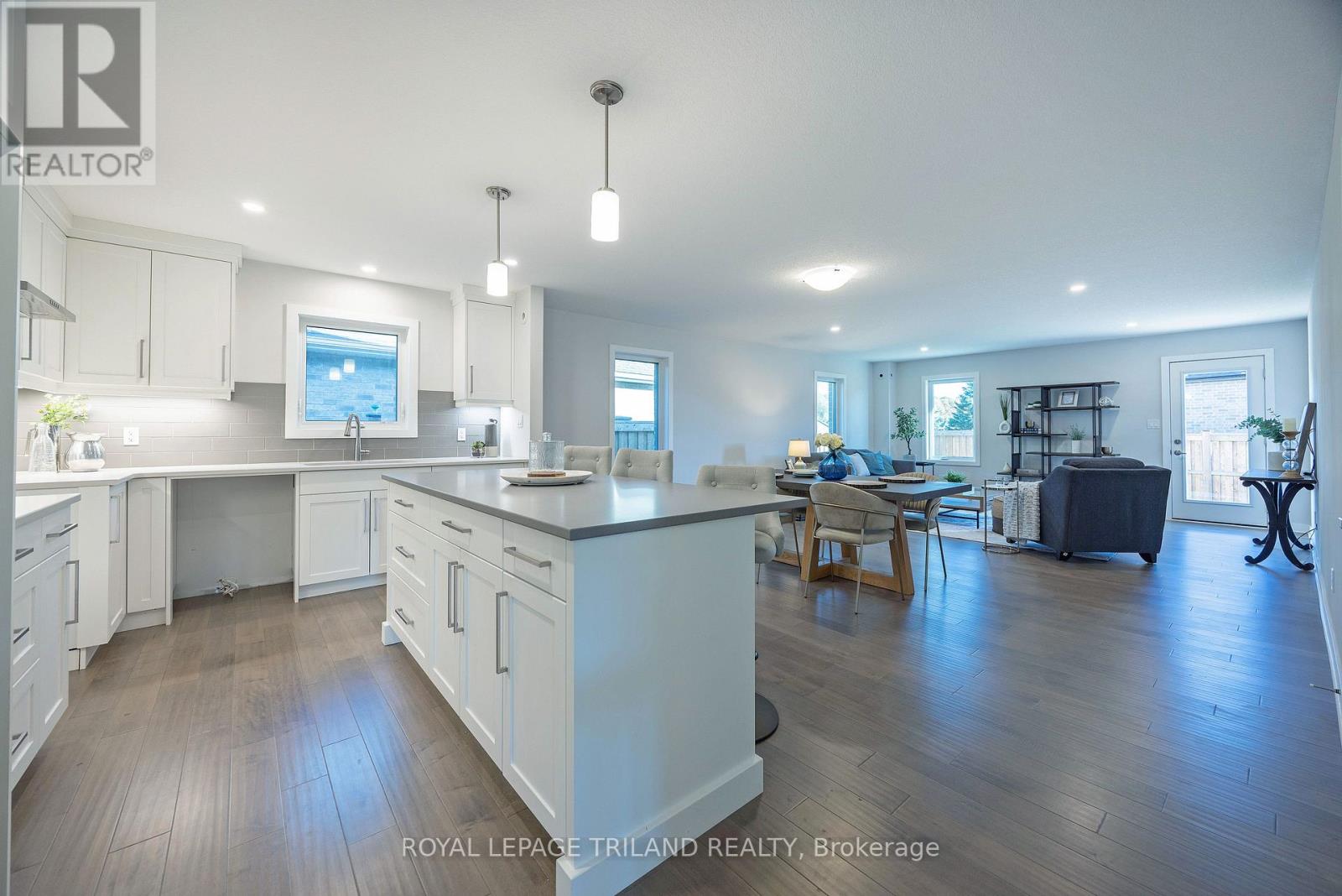 2 Feathers Crossing, St. Thomas, Ontario  N5R 0J0 - Photo 9 - X12487522