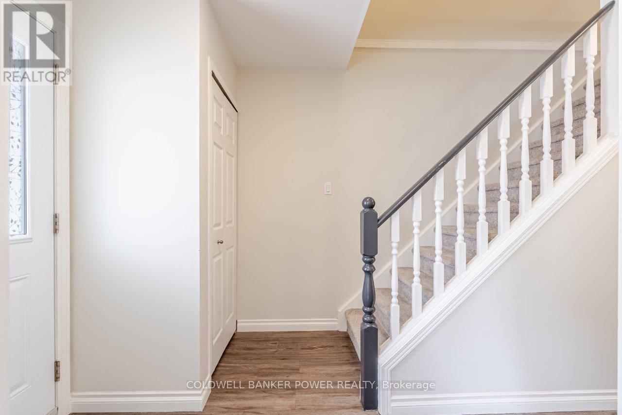 14 - 20 Kernohan Parkway, London South, Ontario  N6J 4Y3 - Photo 5 - X12487535