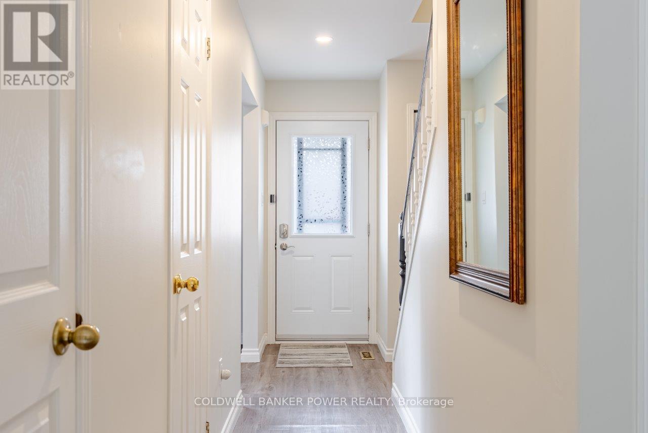 14 - 20 Kernohan Parkway, London South, Ontario  N6J 4Y3 - Photo 7 - X12487535