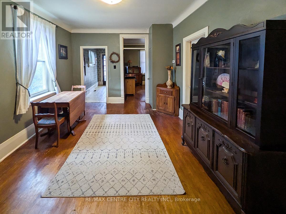 553 Grey Street, London East, Ontario  N6B 1H6 - Photo 6 - X12487564