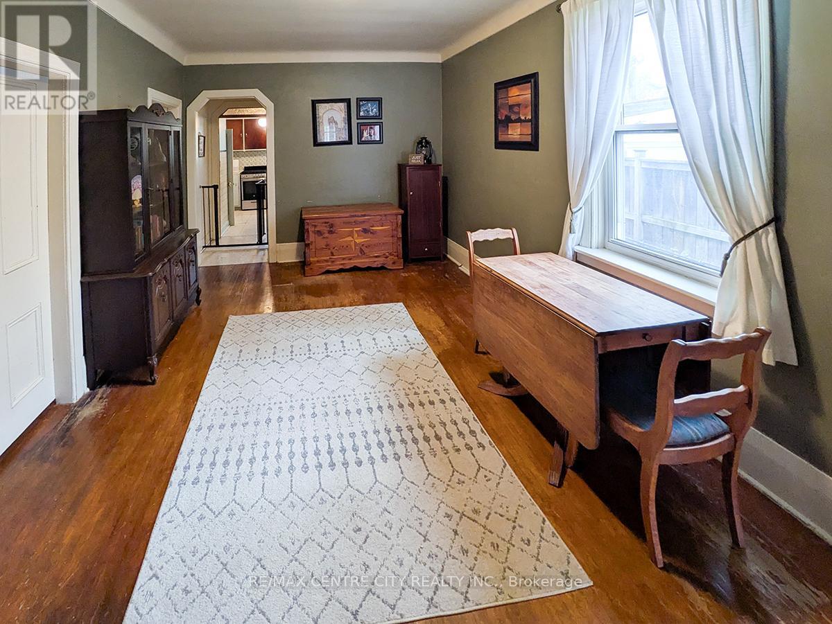 553 Grey Street, London East, Ontario  N6B 1H6 - Photo 7 - X12487564