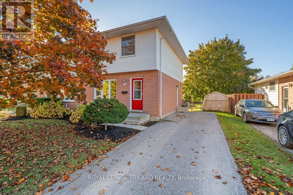 18 VANIER PLACE, St. Thomas, Ontario