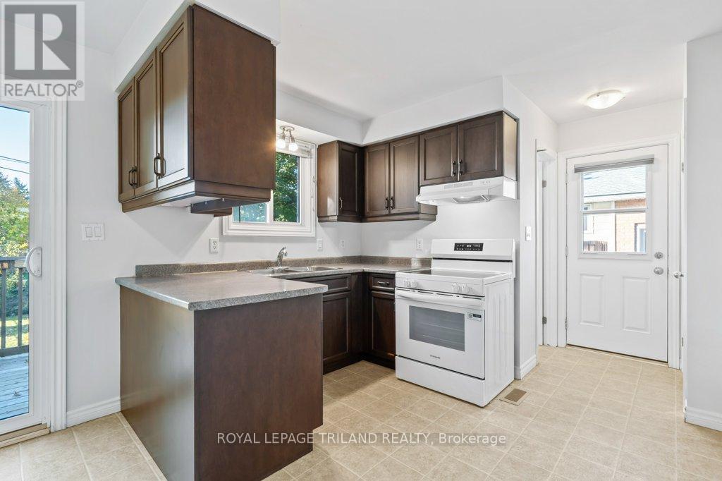 18 Vanier Place, St. Thomas, Ontario  N5R 5P8 - Photo 14 - X12487590