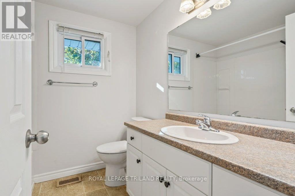 18 Vanier Place, St. Thomas, Ontario  N5R 5P8 - Photo 25 - X12487590