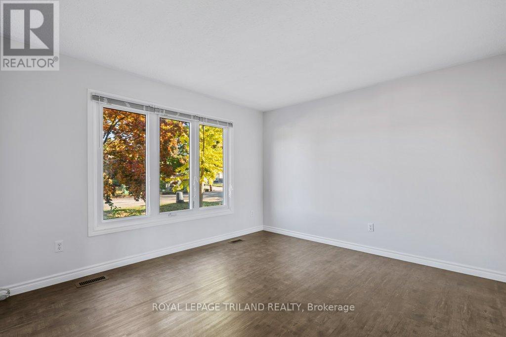 18 Vanier Place, St. Thomas, Ontario  N5R 5P8 - Photo 6 - X12487590