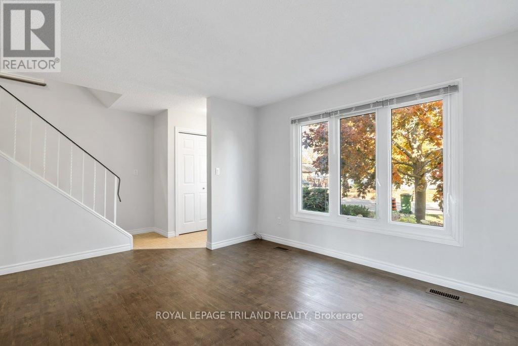 18 Vanier Place, St. Thomas, Ontario  N5R 5P8 - Photo 8 - X12487590