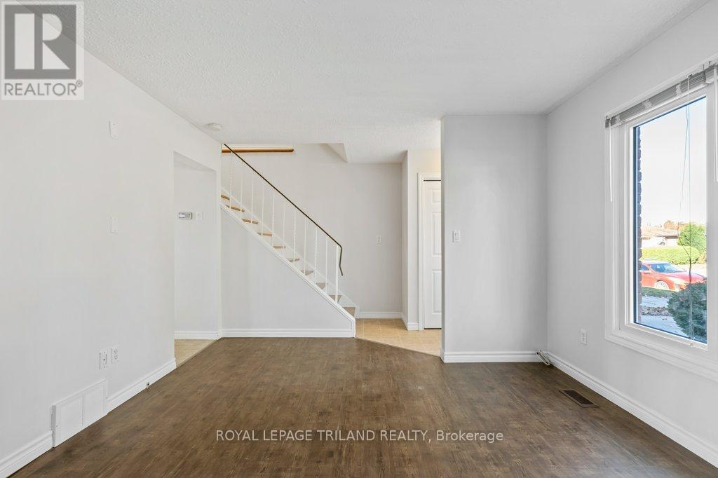 18 Vanier Place, St. Thomas, Ontario  N5R 5P8 - Photo 9 - X12487590