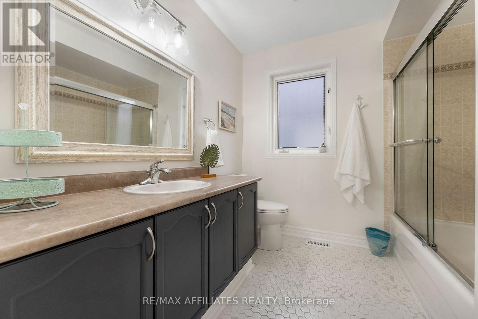 34 Catterick Crescent, Ottawa, Ontario  K2K 3M5 - Photo 26 - X12487556