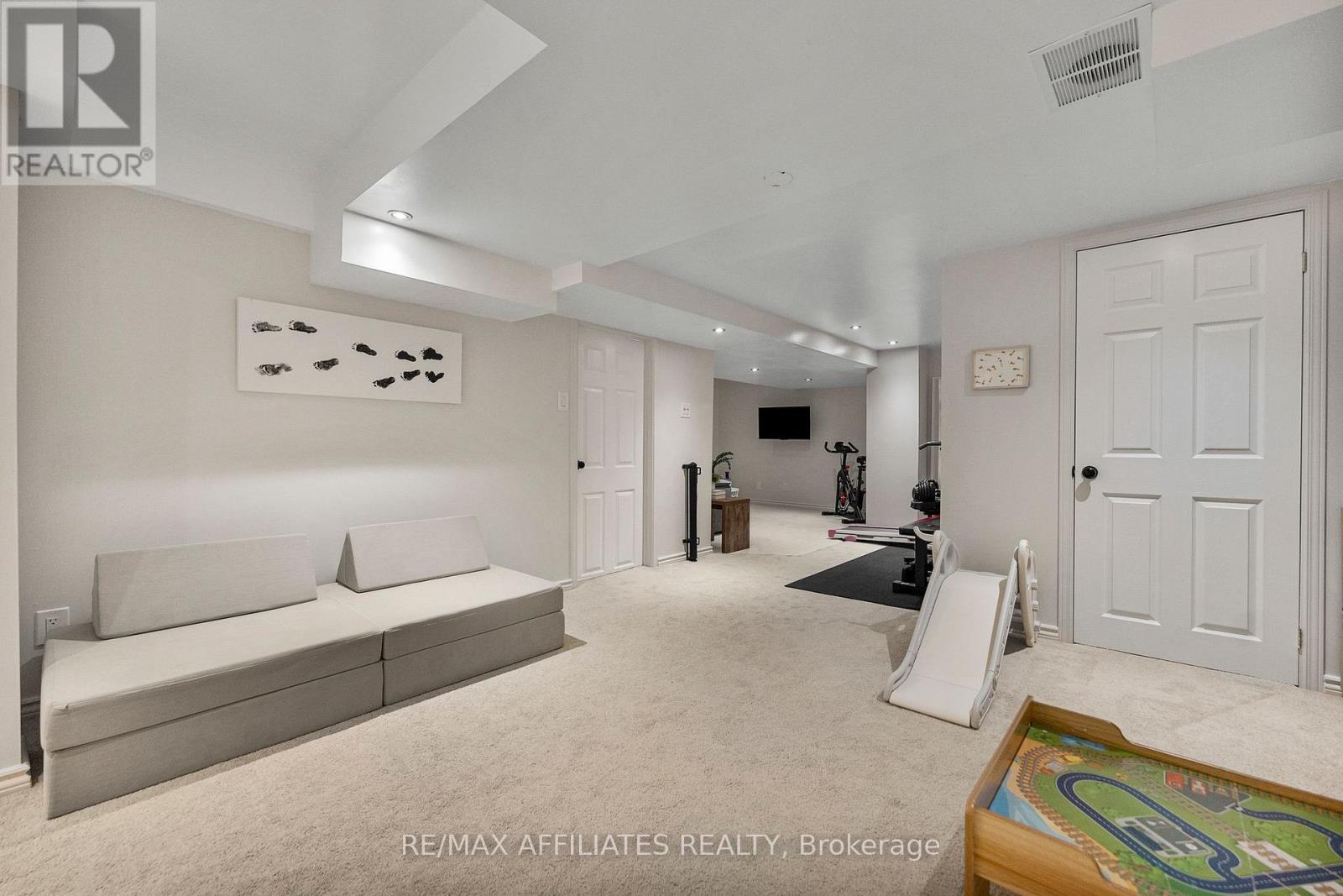 34 Catterick Crescent, Ottawa, Ontario  K2K 3M5 - Photo 36 - X12487556