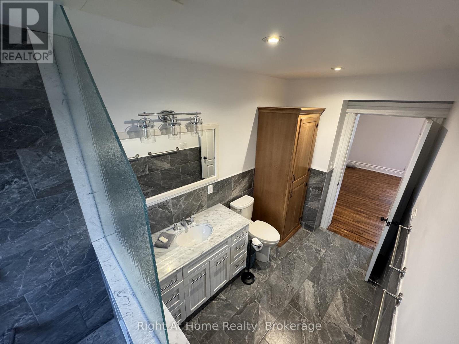 12 Erinville Drive, Erin, Ontario  N0B 1T0 - Photo 14 - X12487531