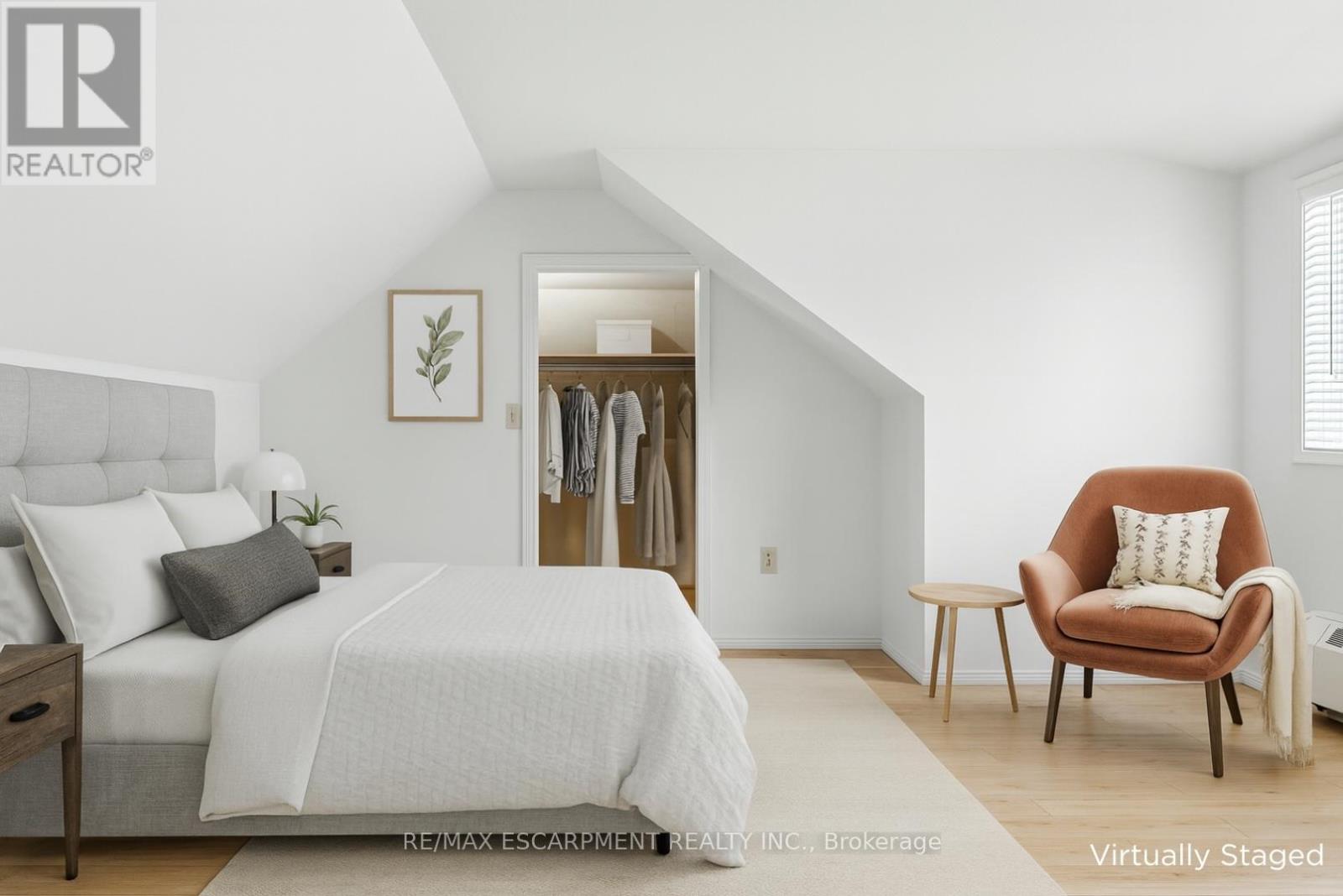 57 Highcliffe Avenue, Hamilton (Centremount), Ontario  L9A 3L3 - Photo 33 - X12422392