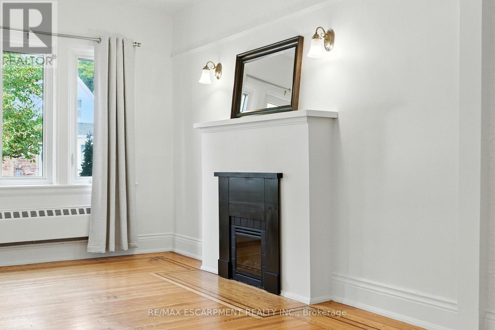 57 Highcliffe Avenue, Hamilton (Centremount), Ontario  L9A 3L3 - Photo 13 - X12422392