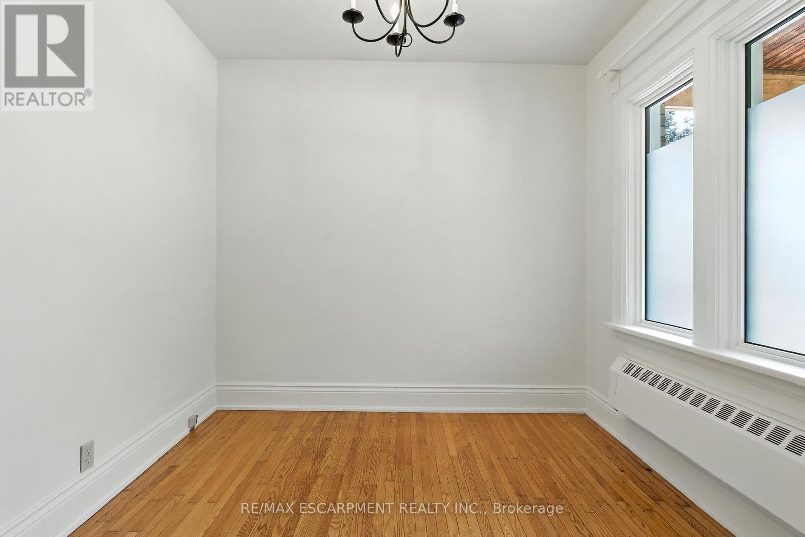 57 Highcliffe Avenue, Hamilton (Centremount), Ontario  L9A 3L3 - Photo 29 - X12422392