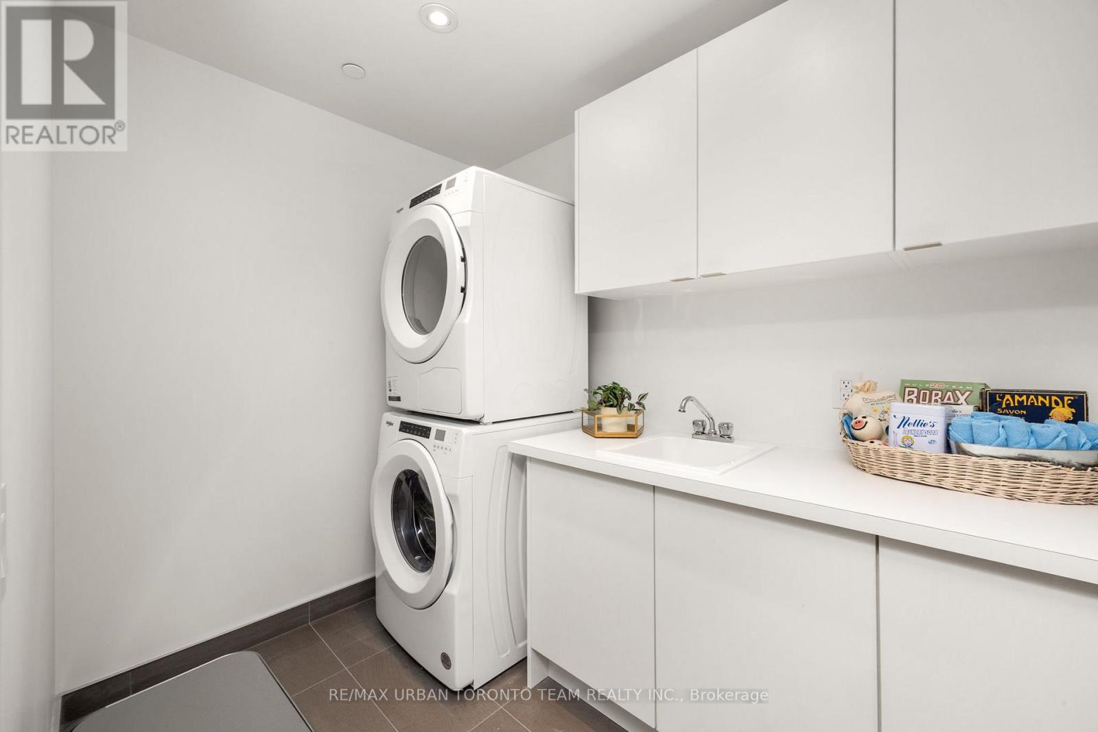 415 - 155 Merchants' Wharf, Toronto (Waterfront Communities), Ontario  M5A 0Y4 - Photo 11 - C12487433