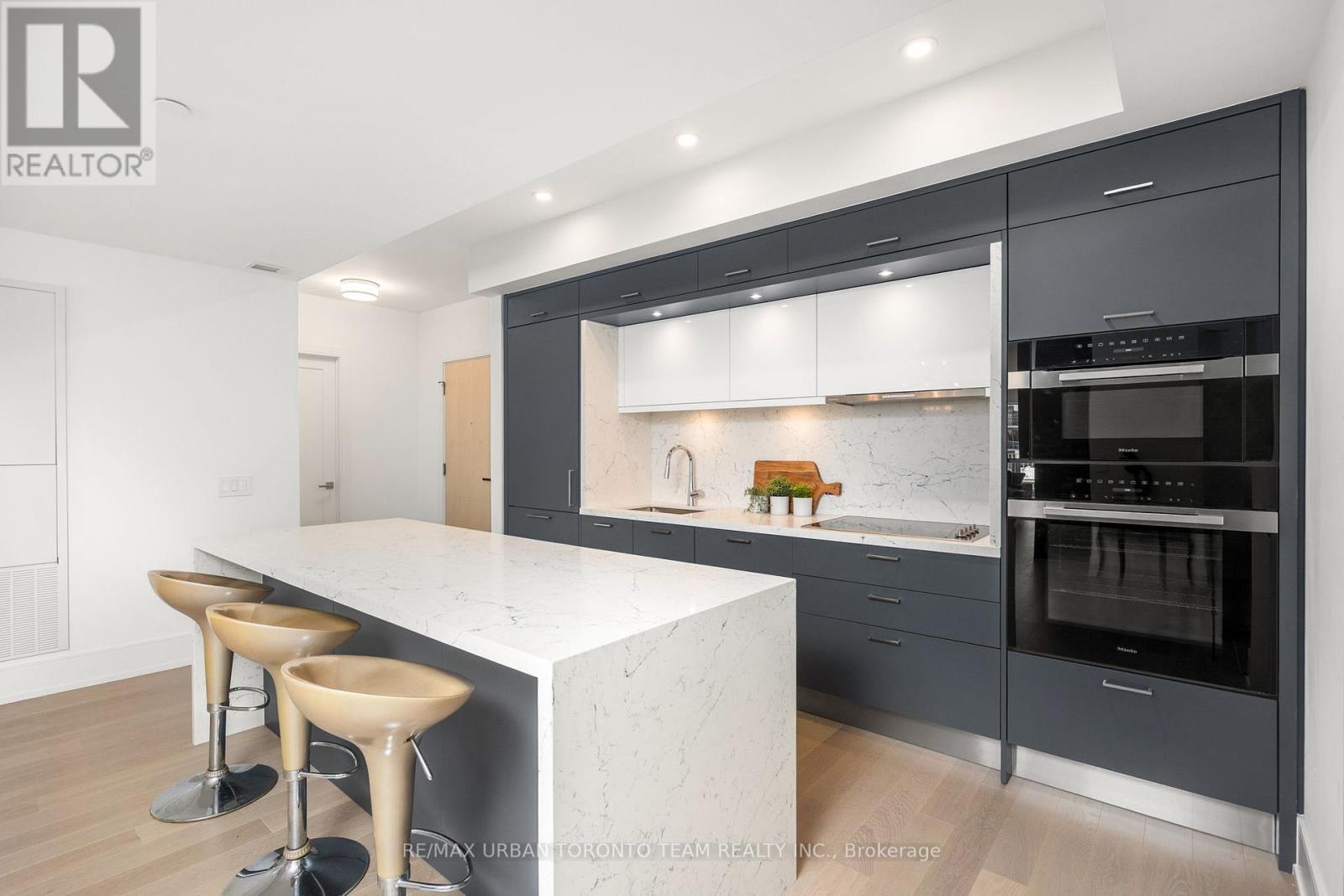 415 - 155 Merchants' Wharf, Toronto (Waterfront Communities), Ontario  M5A 0Y4 - Photo 8 - C12487433