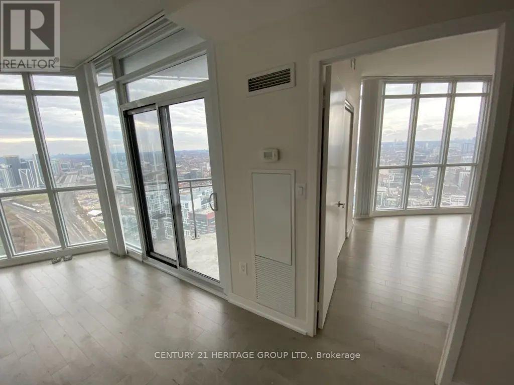 4612 - 21 Iceboat Terrace, Toronto, Ontario  M5V 4A9 - Photo 6 - C12487457