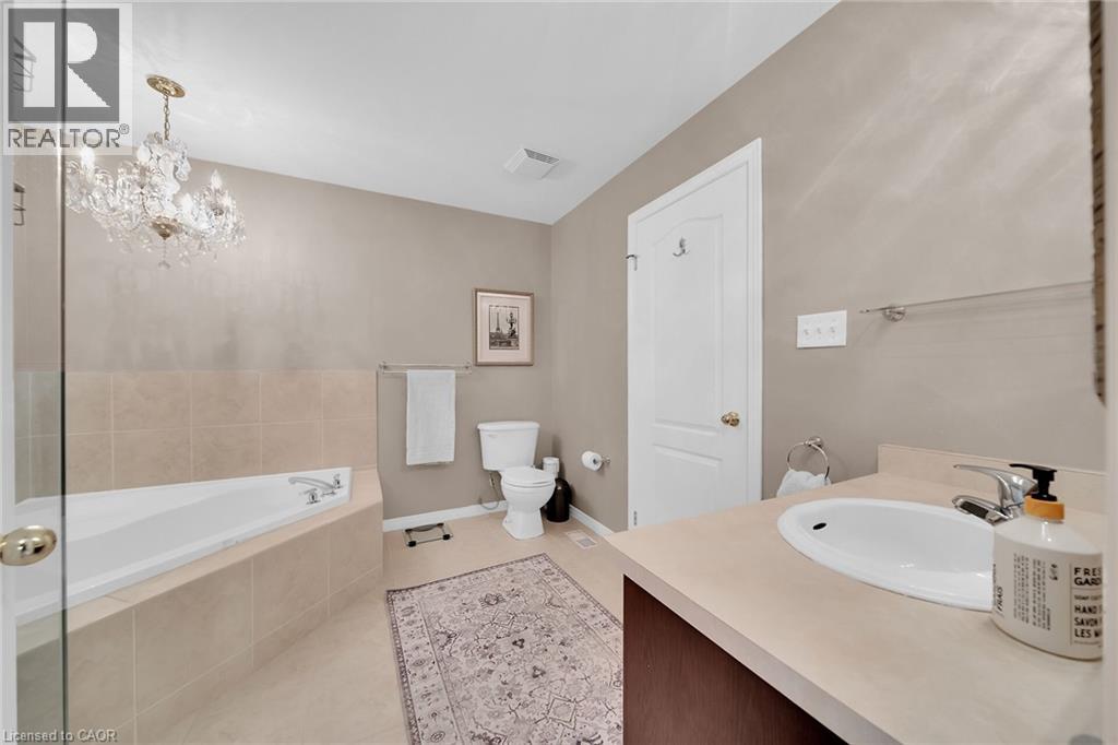 81 Valridge Drive Unit# 36, Ancaster, Ontario  L9G 5B6 - Photo 27 - 40784003